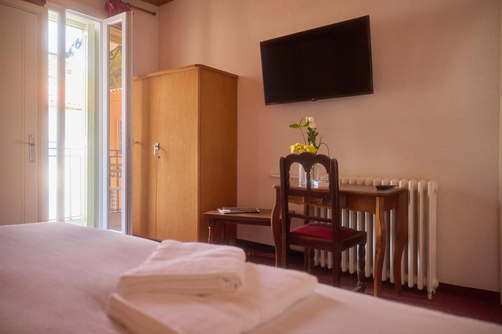 Hotel Restaurant Le Botaniste Prats-de-Mollo-la-Preste Εξωτερικό φωτογραφία